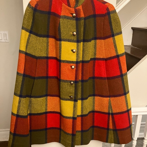 Plaid Multicolor Women's Cape Coat - Picture 4 of 9